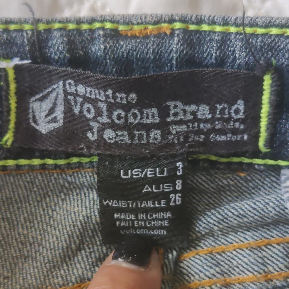 Volcom Jeans - Picture 10 of 14